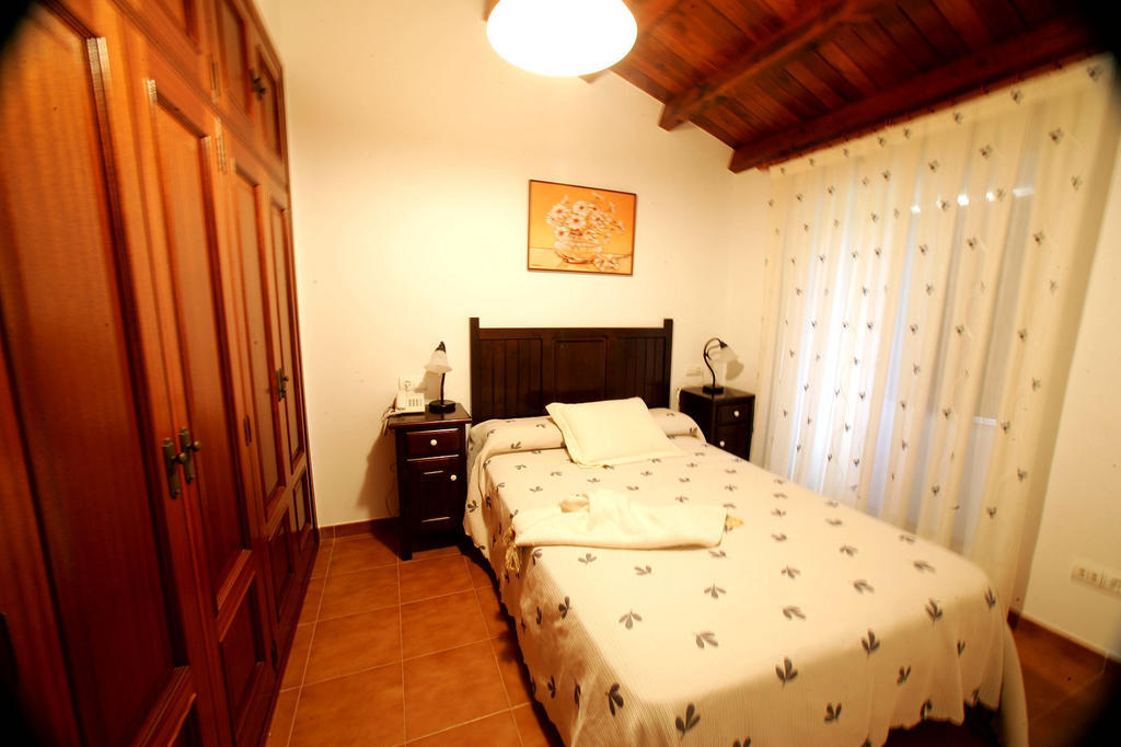 Casa Da Botica A Estrada Hostel Os Casares Room photo