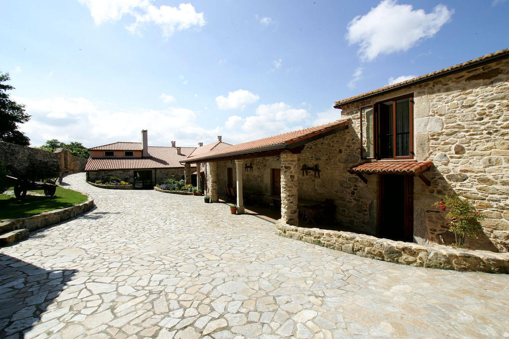 Casa Da Botica A Estrada Hostel Os Casares Exterior photo